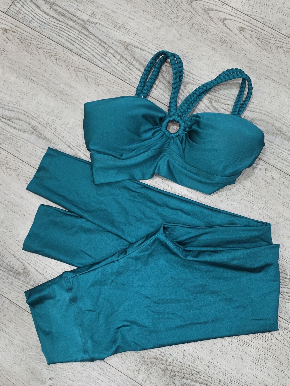 Women’s Teal Bra-Style Sports Top & Leggings Set